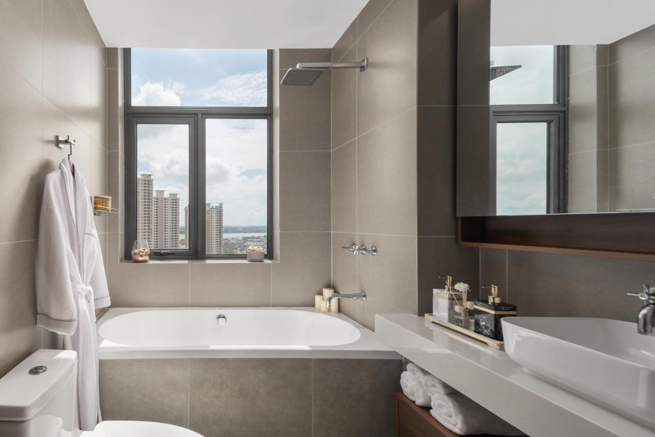 The Peninsula Phnom Penh Hotel Ngoại thất bức ảnh
